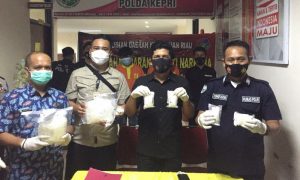 Polda Kepri Musnahkan 2,3 Kg Sabu, 2 Tersangka Terancam 20 Tahun Penjara