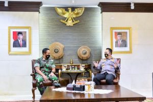 Kapolri Terus Tingkatkan Sinergitas dan Soliditas TNI-Polri