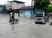Sejumlah Ruas Jalan di Karimun Terendam Banjir, Air Setinggi Lutut Orang Dewasa
