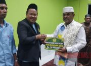 Safari Ramadhan di Sugie Besar, Bupati Karimun Salurkan Bantuan Puluhan Juta Untuk Masjid