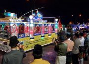 Disaksikan Ribuan Masyarakat, Bupati Karimun Lepas Peserta Festival Kendaraan Hias Malam Takbir Idul Fitri 1445 H
