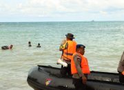 Ribuan Wisatawan Kunjungi Pantai, Polres Bintan Siaga Berikan Rasa Aman